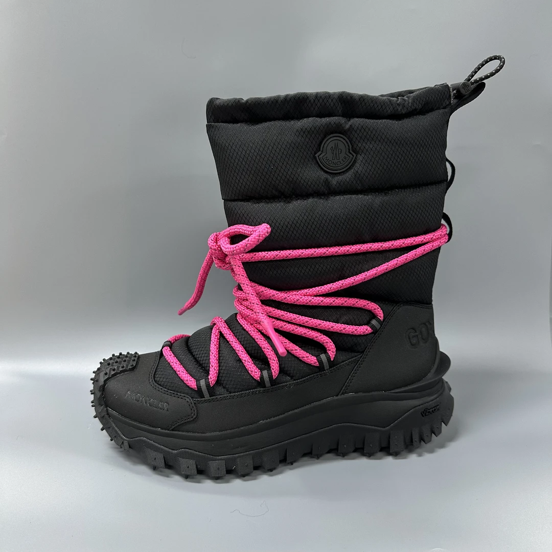 MONCLER/蒙口 mo131 黑色系带保暖靴 时尚潮流