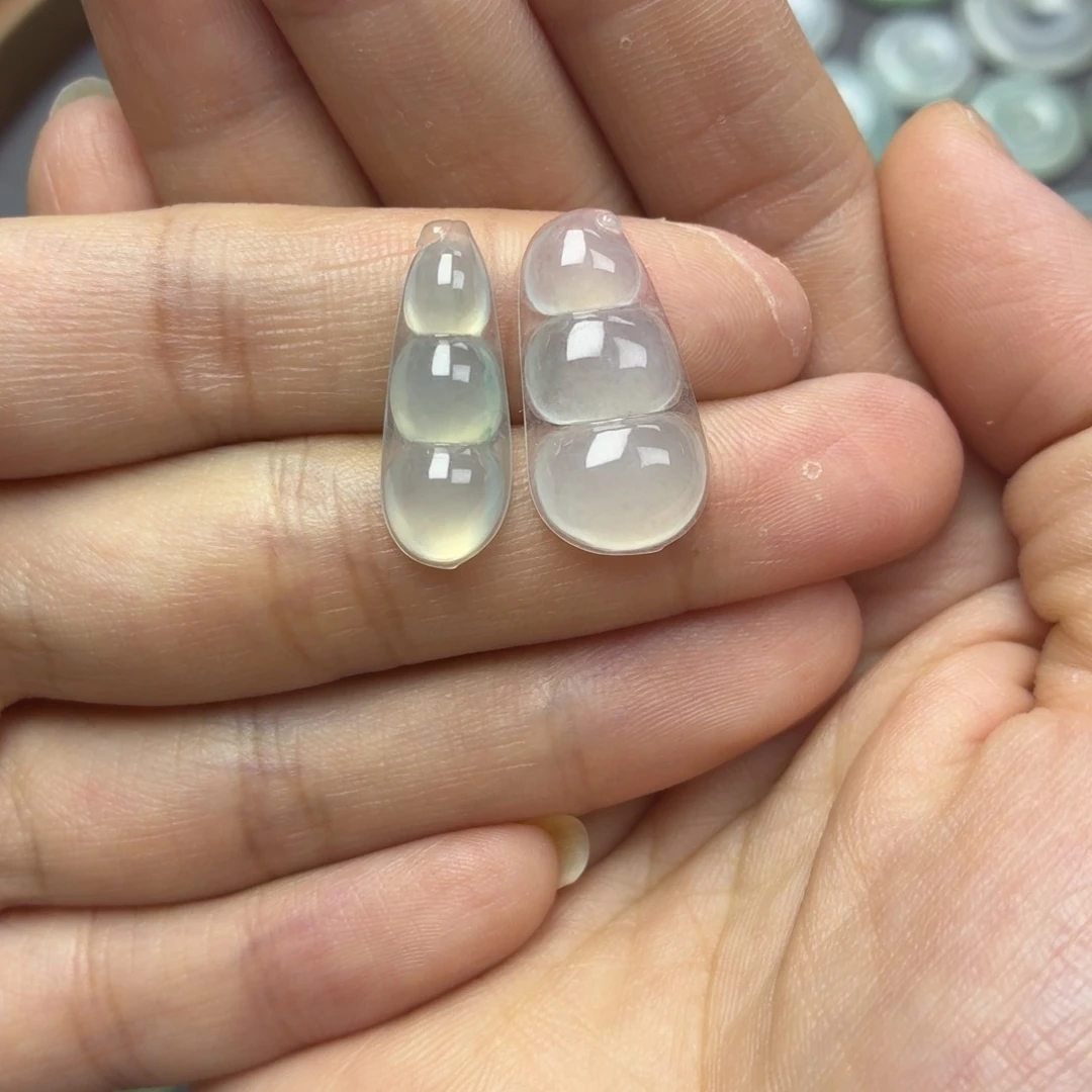 颈饰未镶嵌翡翠冰润豆白冰豆