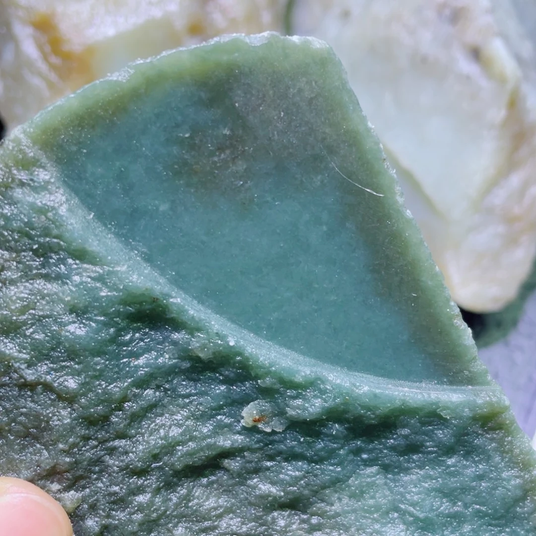 和田玉未镶嵌珠宝半成品