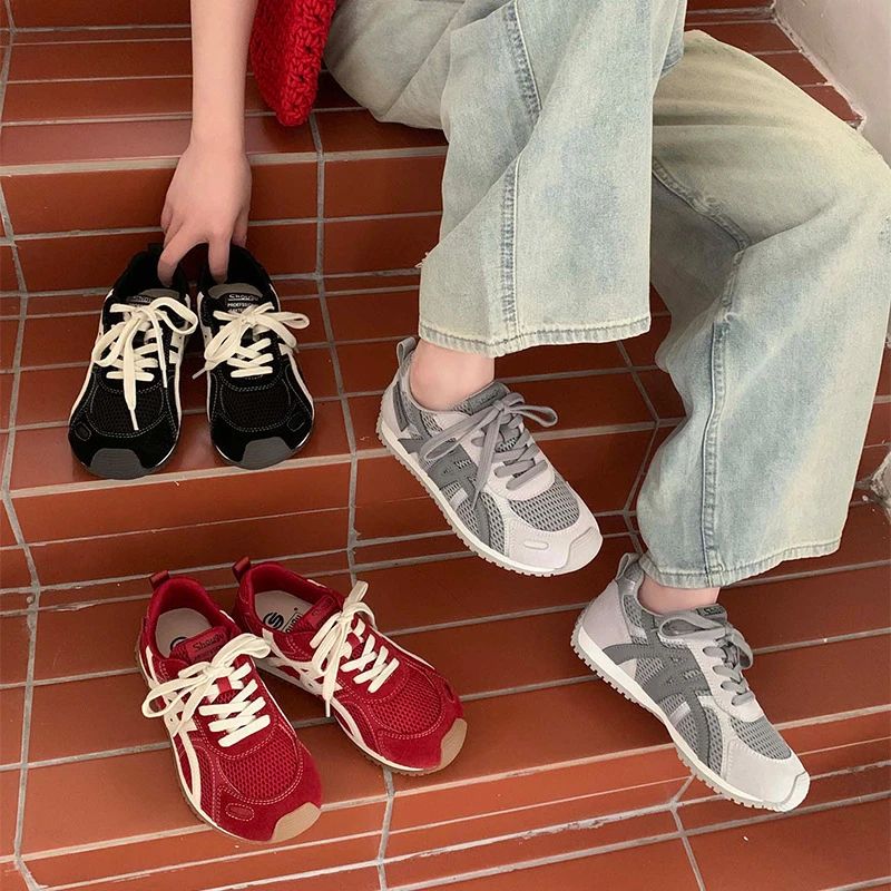 今年流行超火厚底阿甘鞋女款2025新款网面透气休闲百搭德训鞋