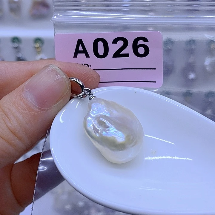颈饰未镶嵌淡水珍珠