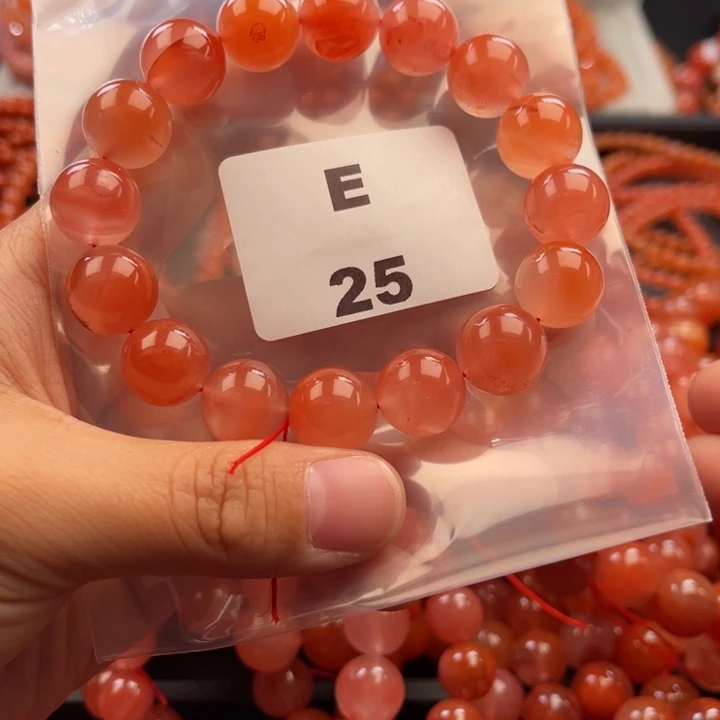 南红玛瑙未镶嵌多样性发货默认微瑕称重13mm