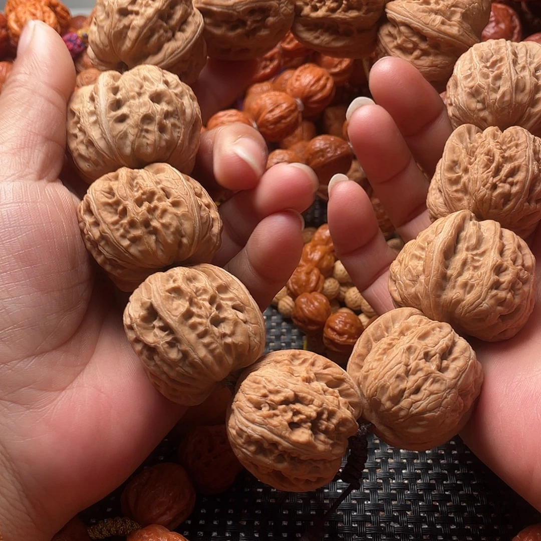 手串文玩核桃元宝