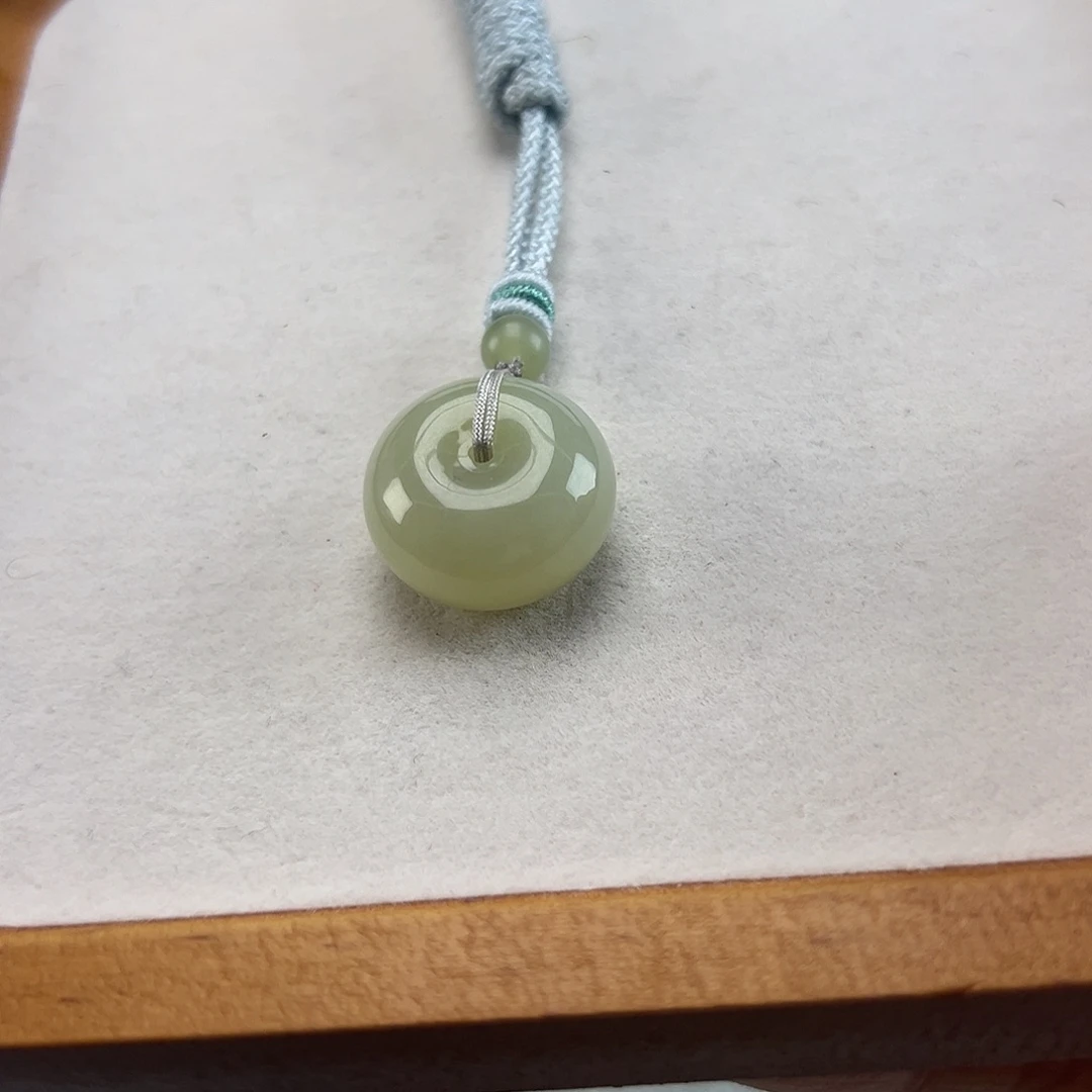 和田玉未镶嵌珠宝半成品