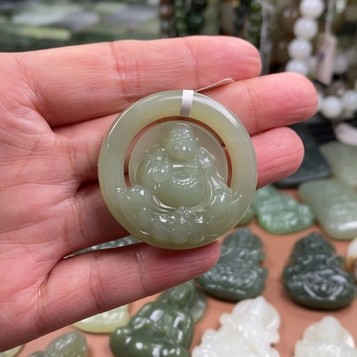 和田玉未镶嵌颈饰