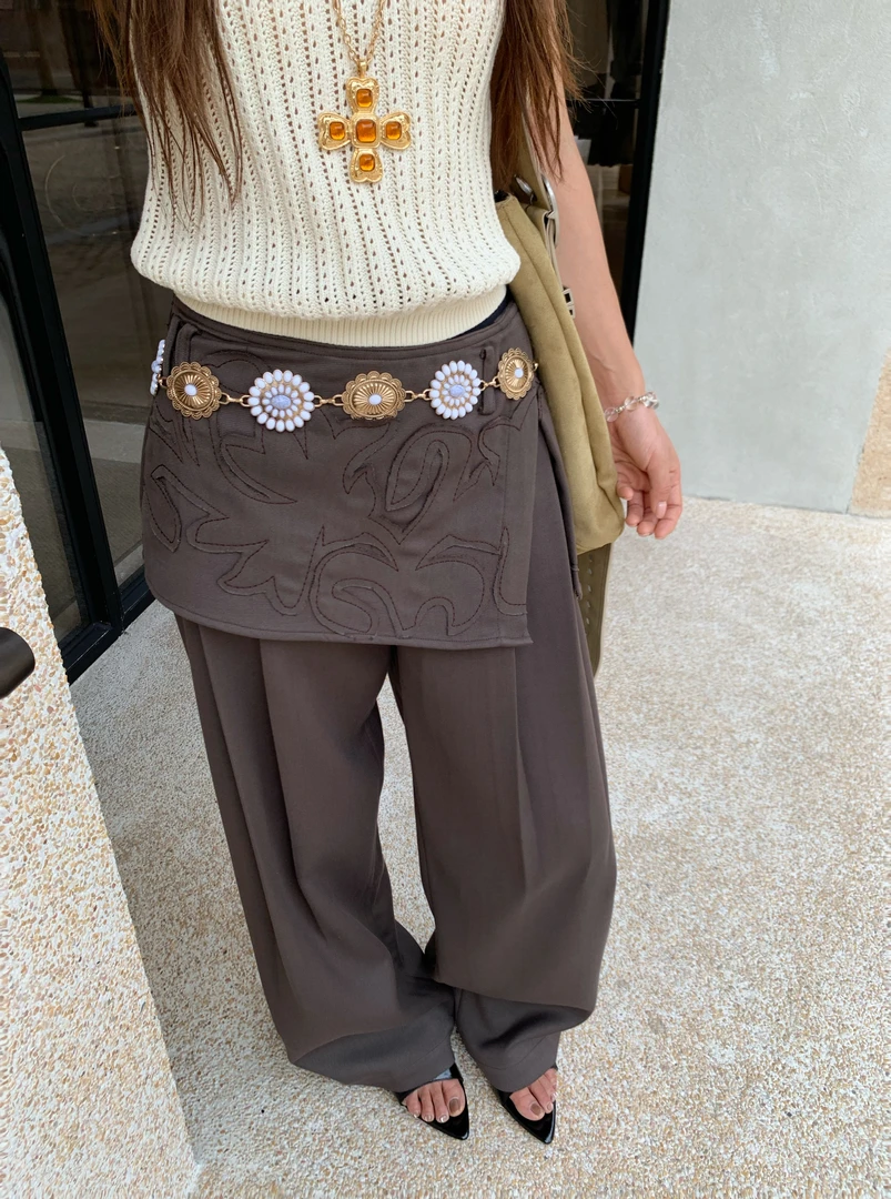 MAR 春夏新款重工刺绣裙摆开衩设计叠穿直筒屁帘休闲裤女613102