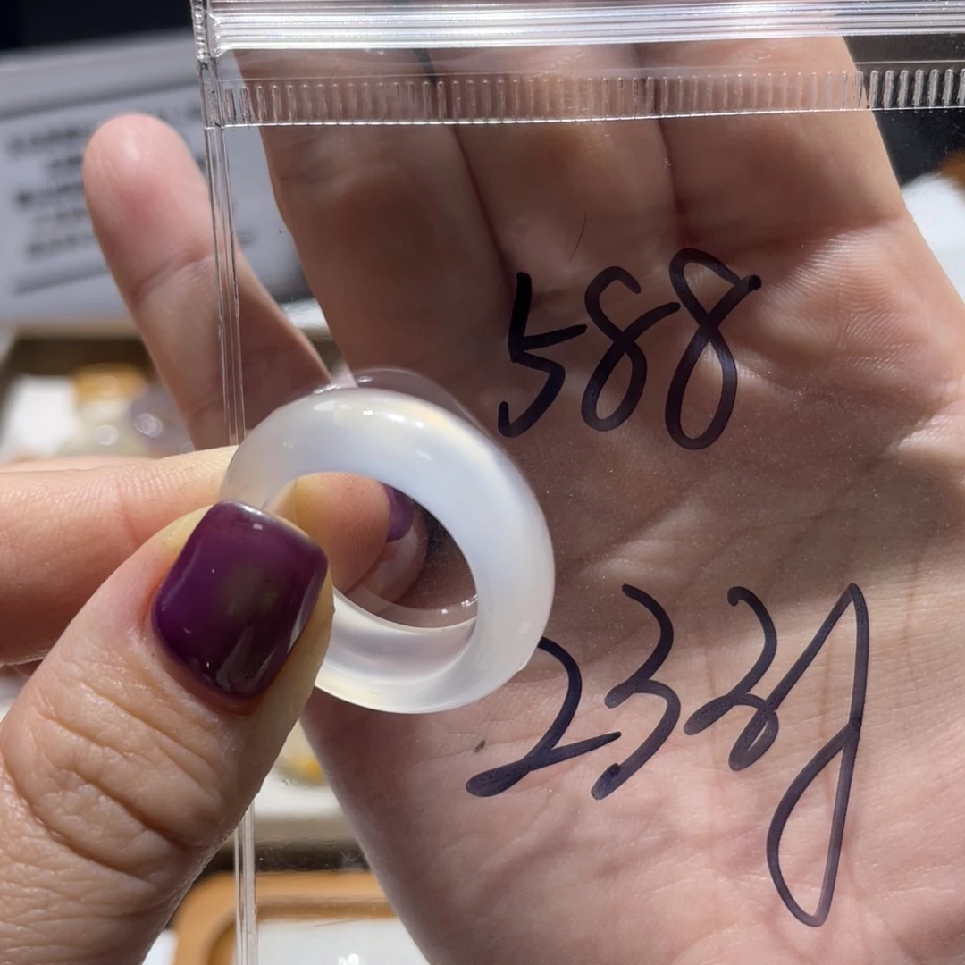 玛瑙/玉髓戒指未镶嵌