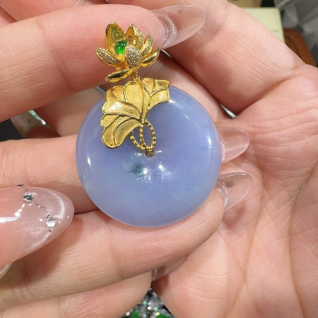 【闪购商品】颈饰18K金镶嵌翡翠