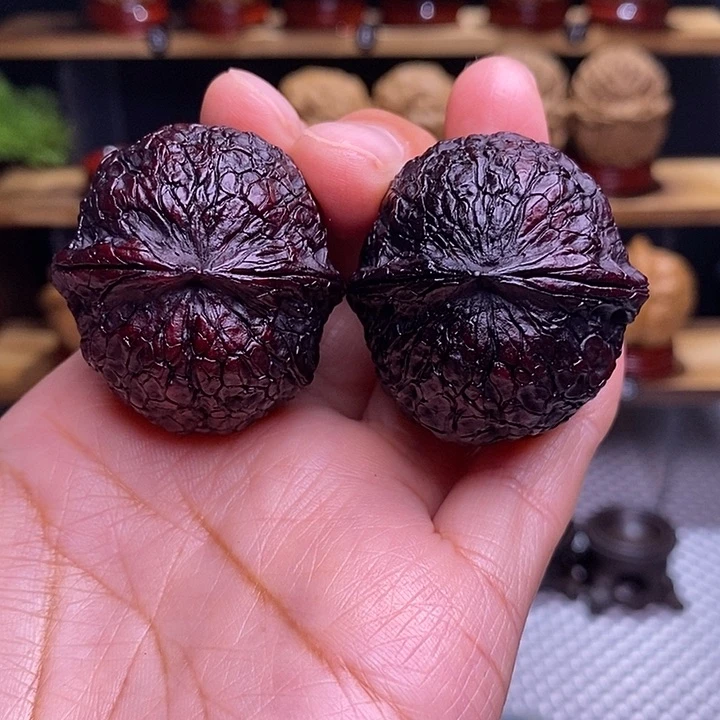 文玩核桃吊坠紫**殇金丝绣球地焖99