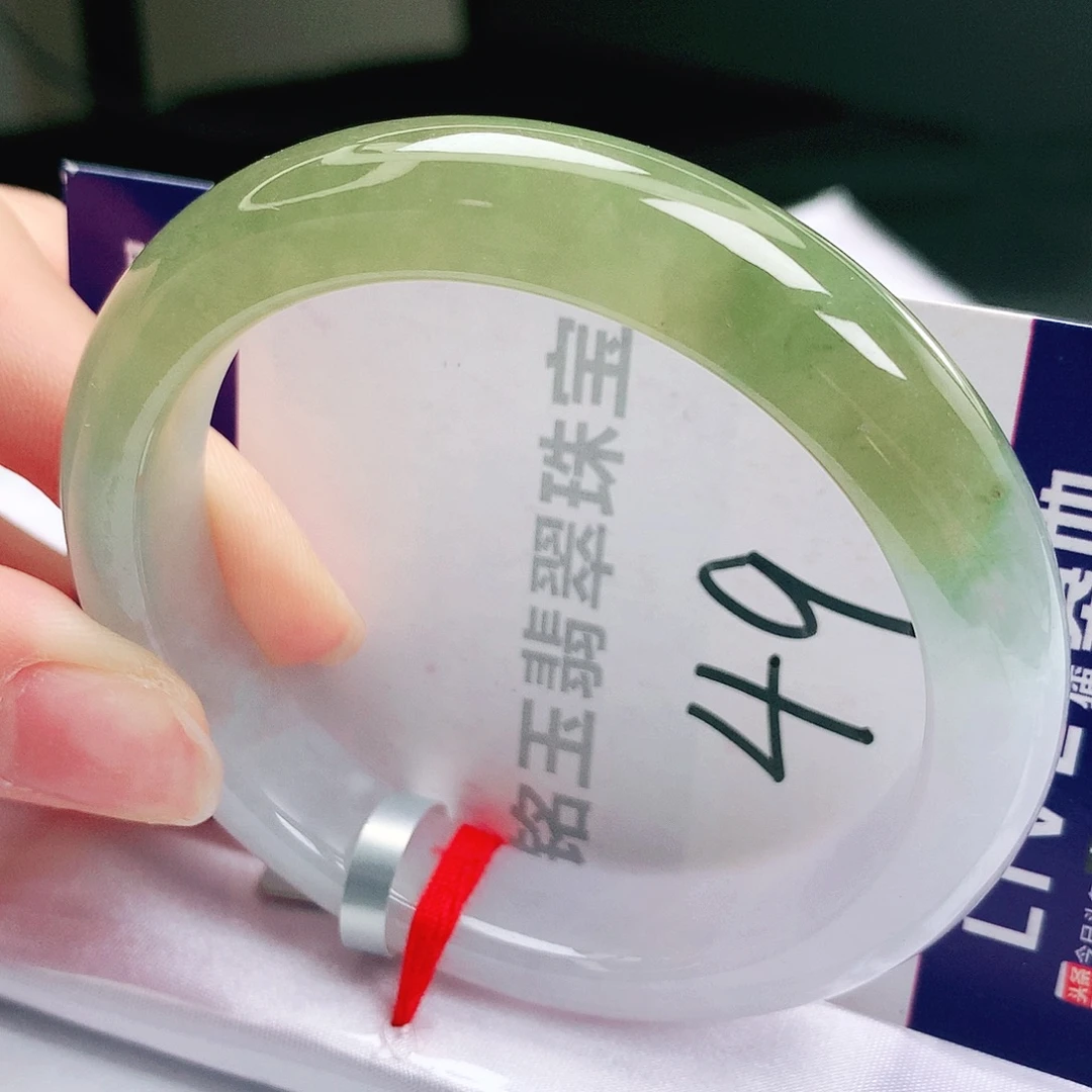 翡翠手镯未镶嵌缅甸天然a货翡翠手镯