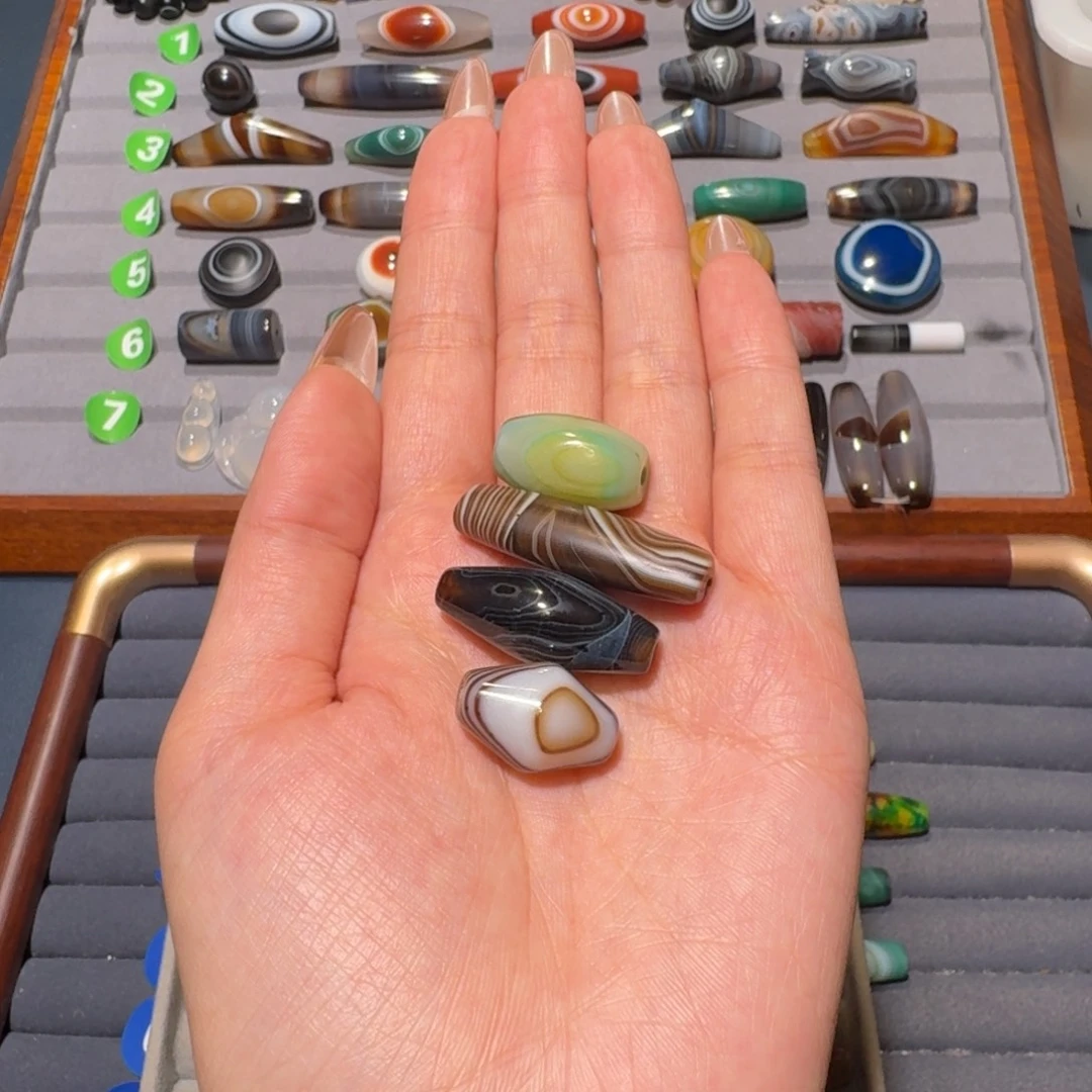 烟***火玛瑙/玉髓未镶嵌珠宝半成品