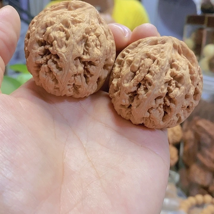 【闪购商品】文玩核桃把件43.5大粗筋