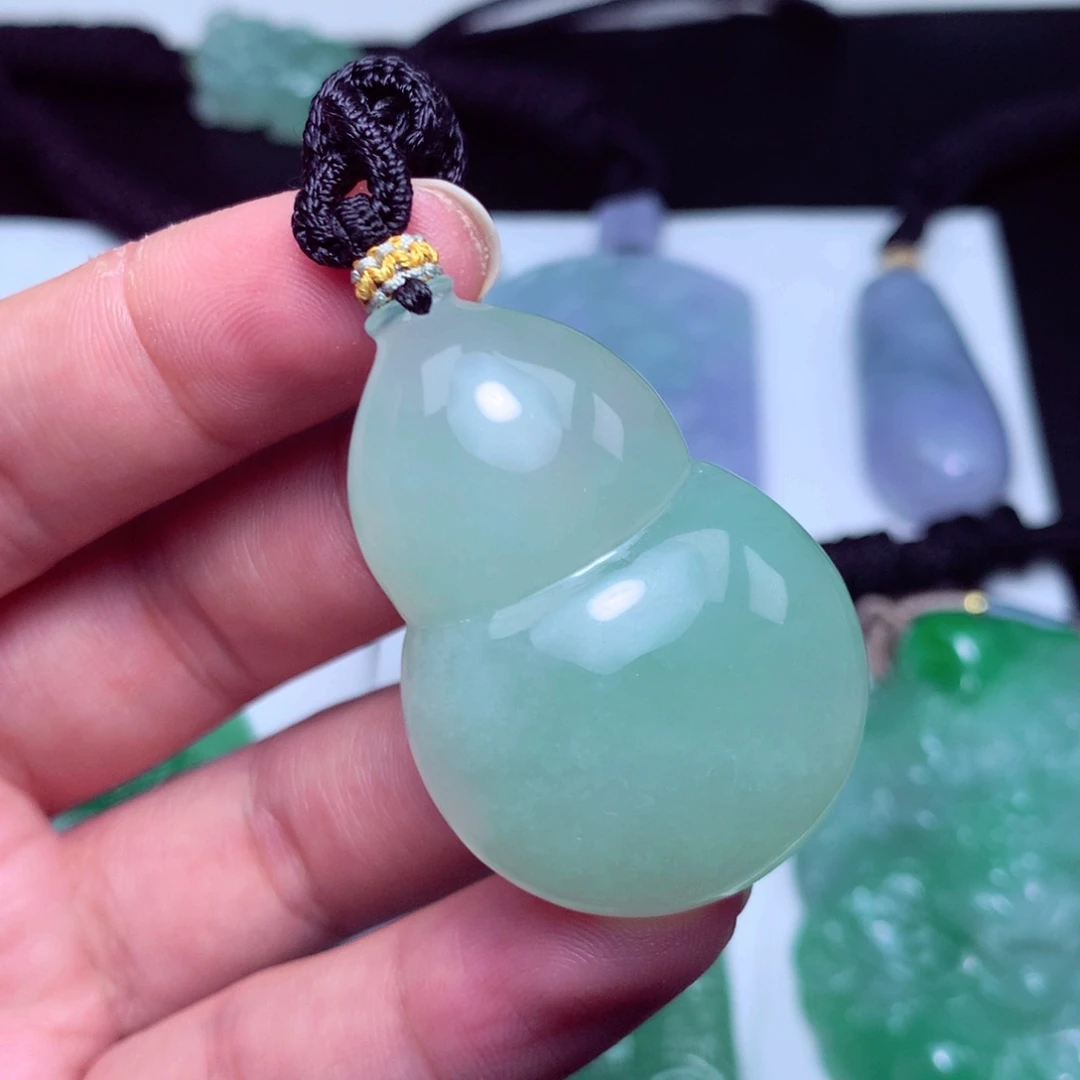 翡翠未镶嵌颈饰天然a货翡翠