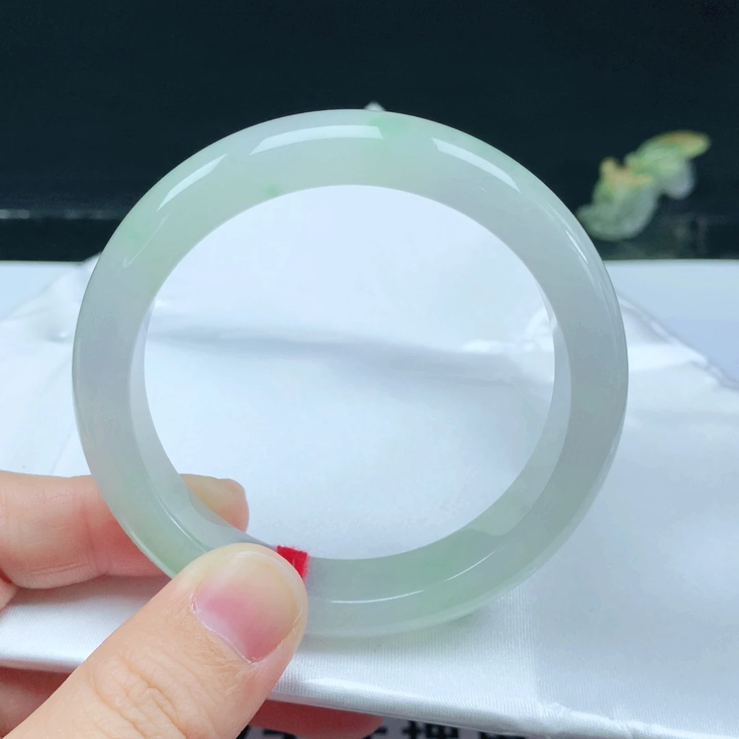 未镶嵌手镯翡翠56