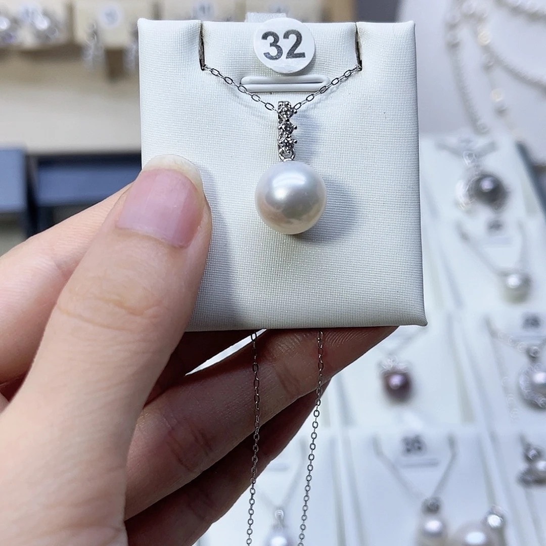 颈饰银S925镶嵌淡水珍珠