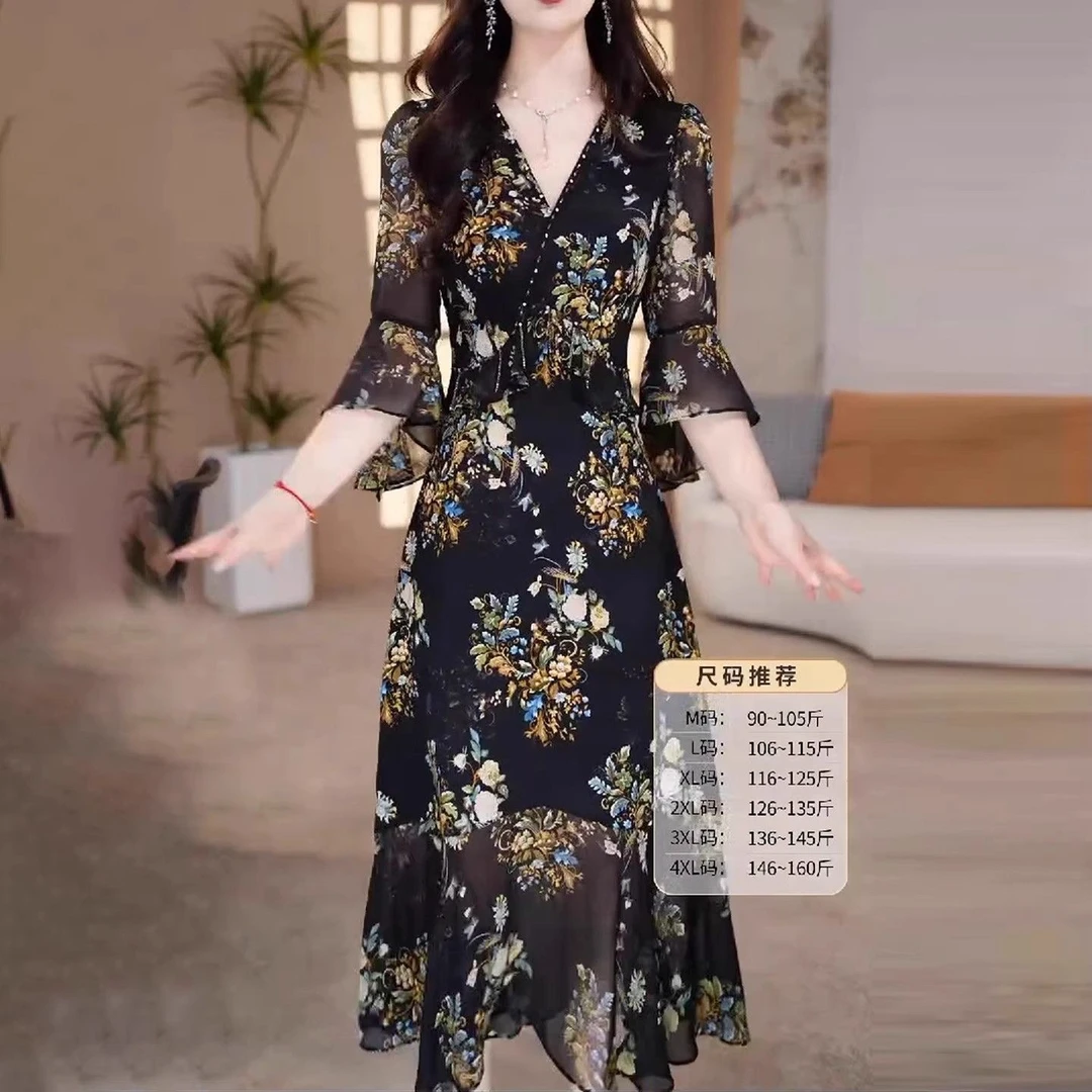 法式碎花黑色夏季新款2025气质减龄显瘦高端连衣裙高级遮肉