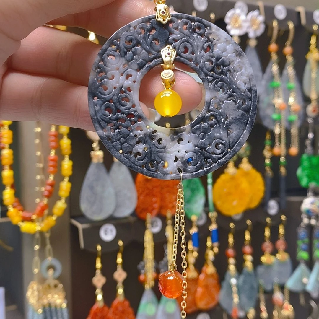 未镶嵌翡翠耳饰翡翠