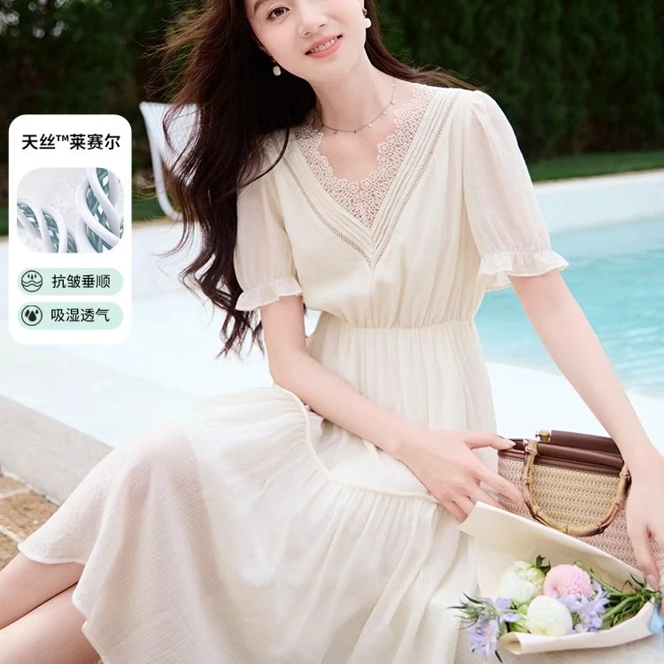 【大福专属】Q642617连衣裙 香影v领连衣裙女夏季新款蕾丝边米白