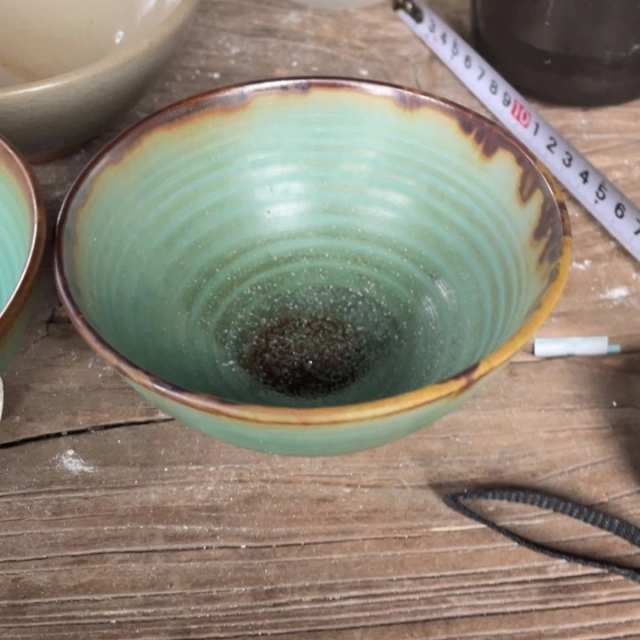 浪鬼家釉绘柴烧餐具如*?碗