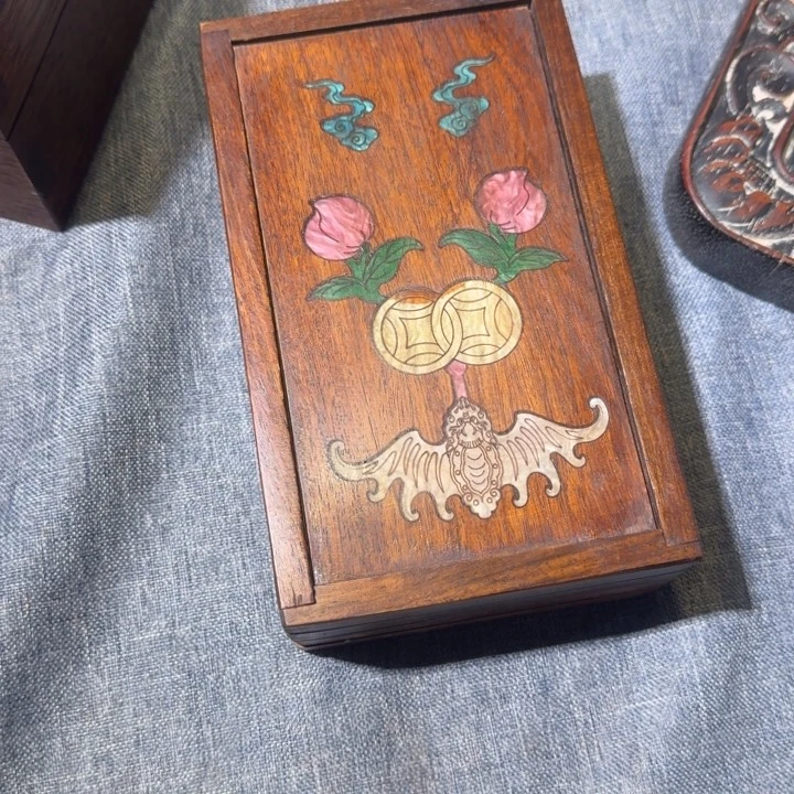 贡木机关盒的的的的的