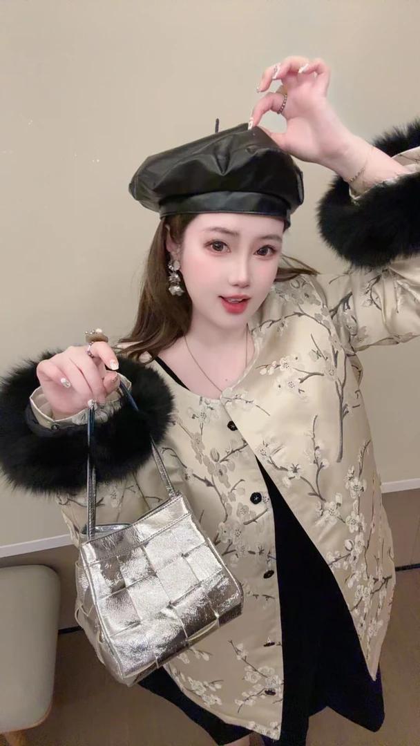 #蟹老板扣子赢了#新中式外套毛袖可拆卸