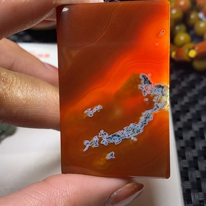 玛瑙/玉髓颈饰未镶嵌翟****心