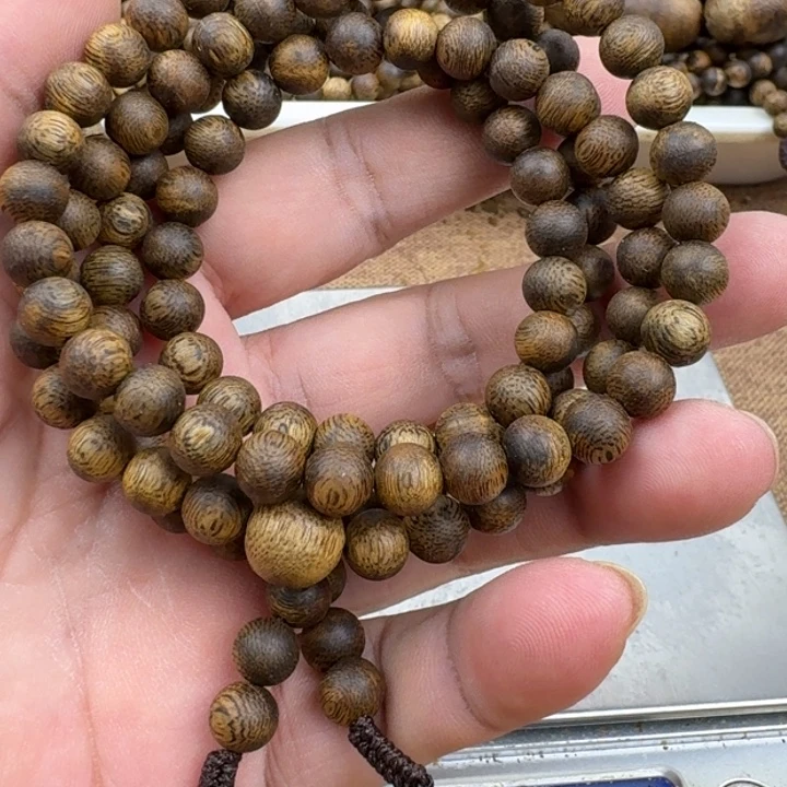 翡***）手串沉香乌身手串15克