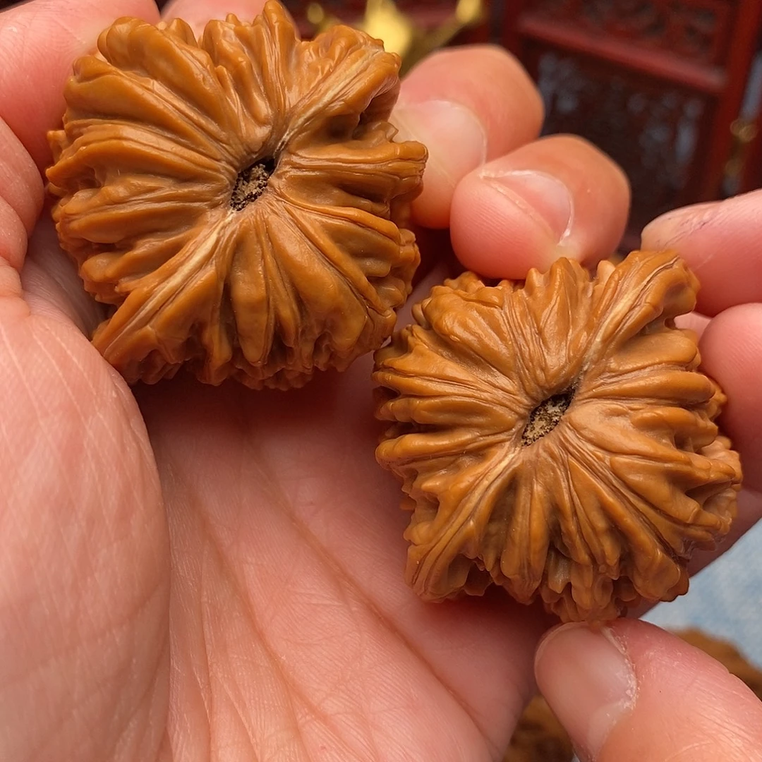 文玩核桃把件全品四座楼绝配肉球四座楼43尺