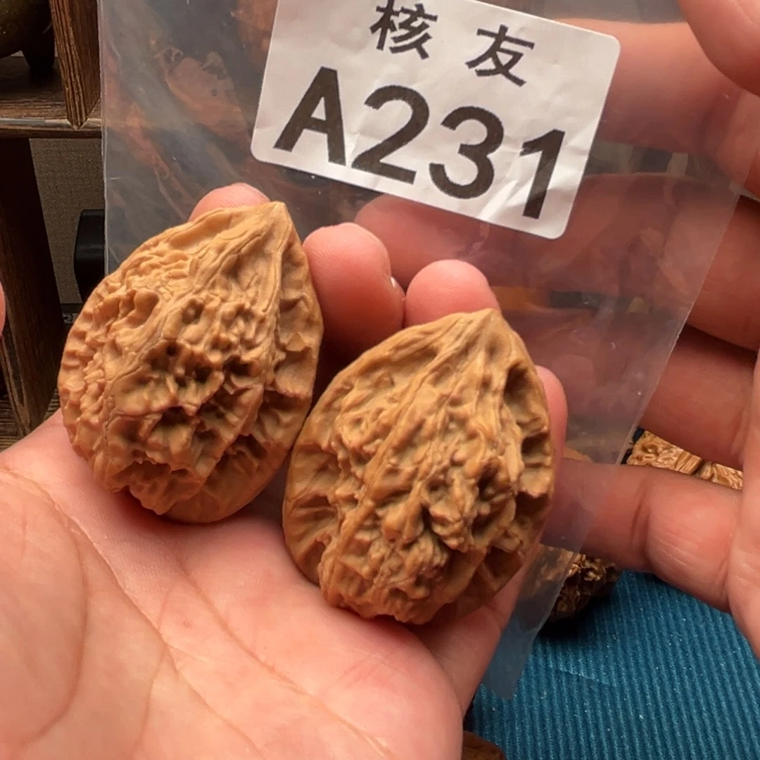 吊坠文玩核桃十三鸡