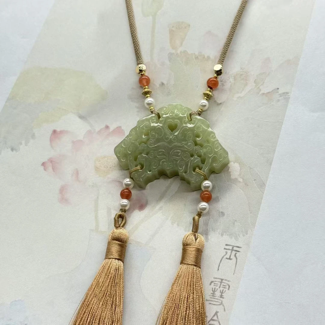 A1732 和田玉 YT077345512