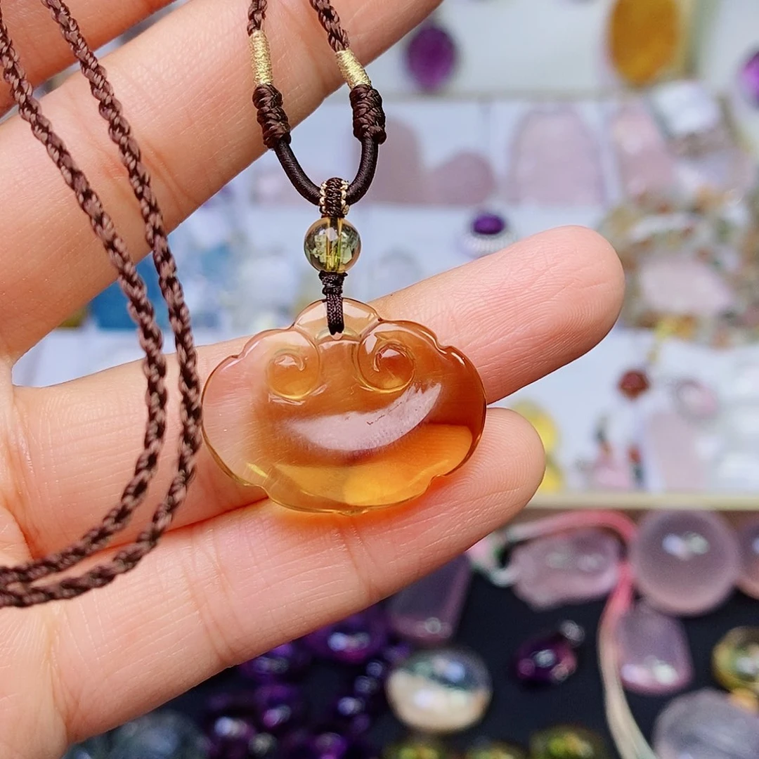 水晶吊坠(赠链)未镶嵌