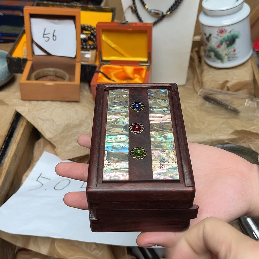 大叶紫檀（黑酸枝木类）