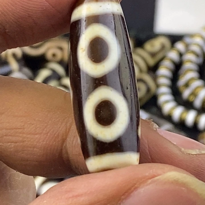 只买单纯的吊坠，没带链子，属的性质。