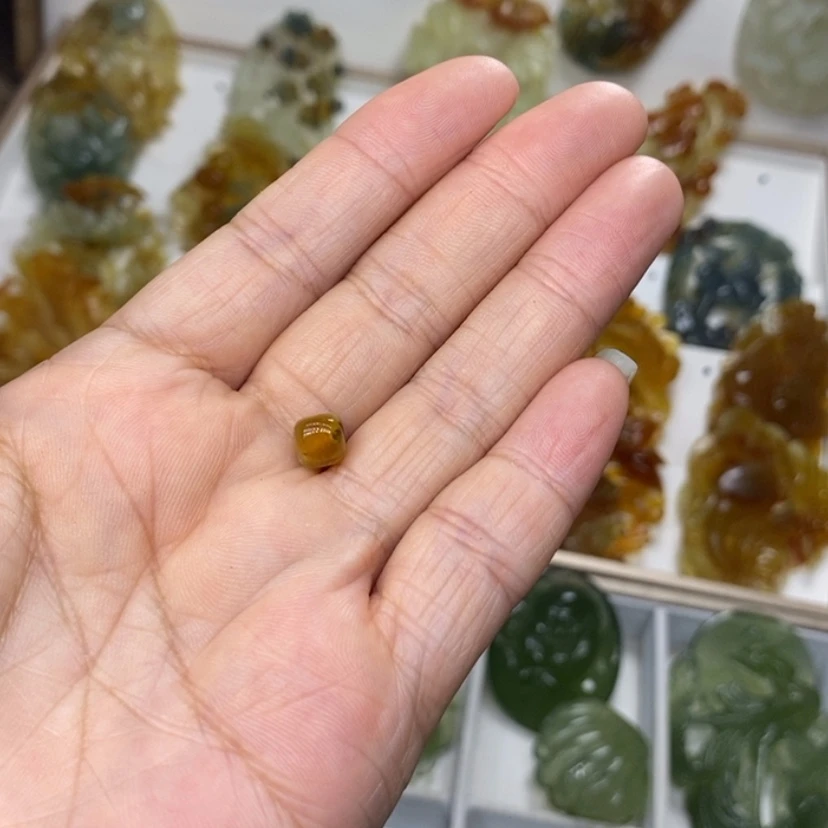 【闪购商品】未镶嵌蛇纹石玉颈饰?***?