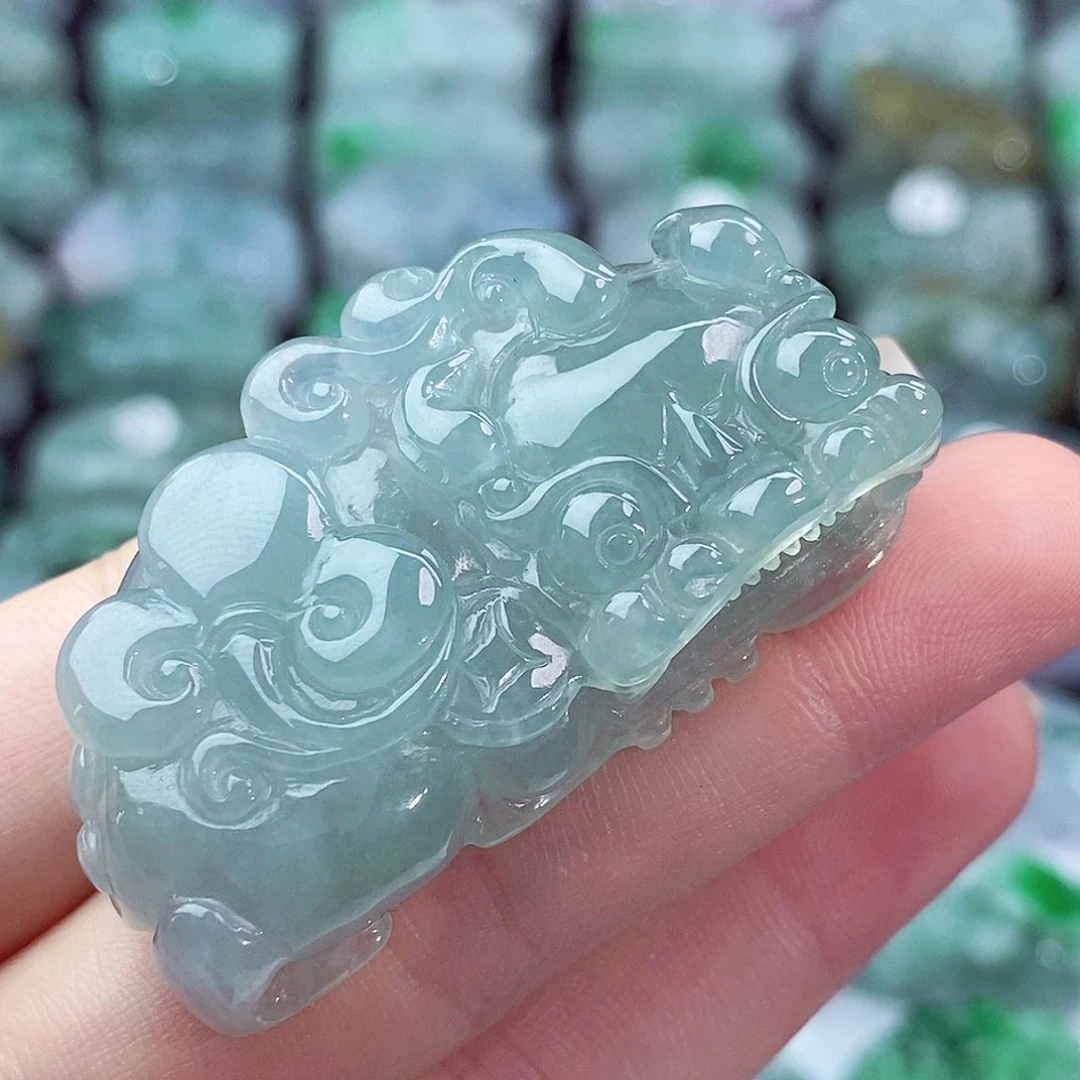 颈饰未镶嵌翡翠天然