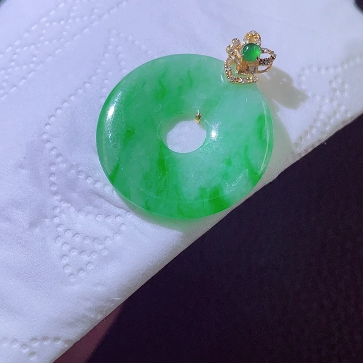 颈饰18K金镶嵌翡翠翡翠