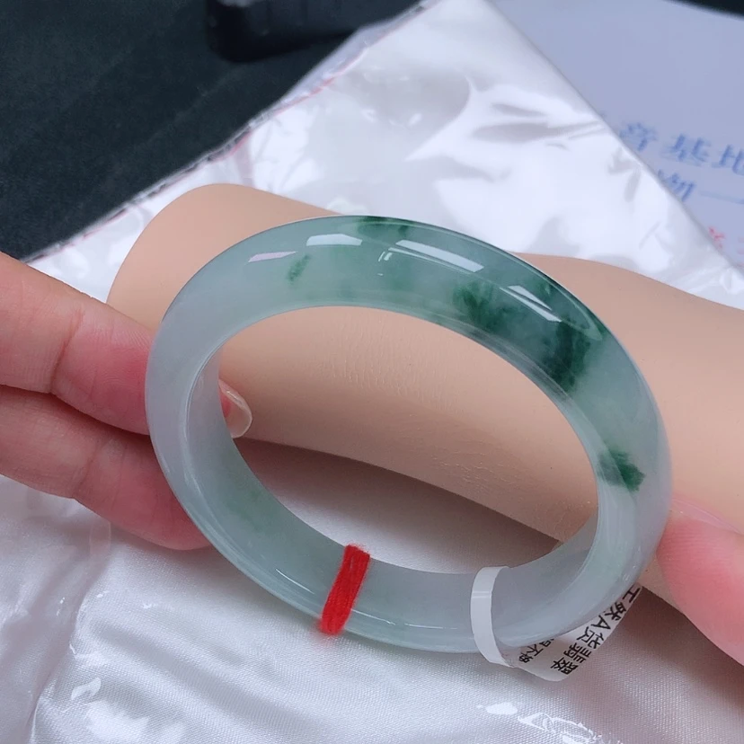 【闪购商品】未镶嵌手镯翡翠5455，