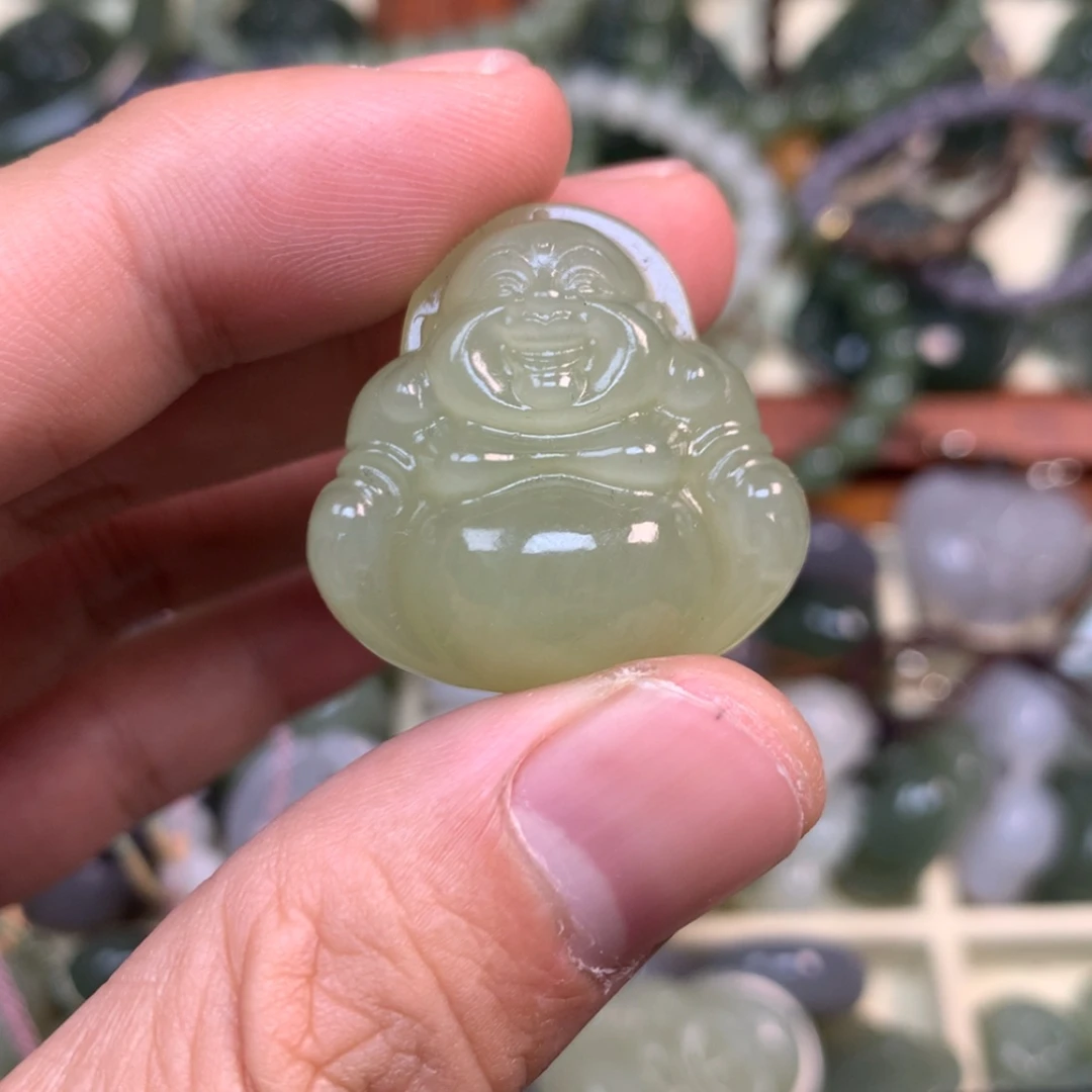 【闪购商品】颈饰未镶嵌和田玉