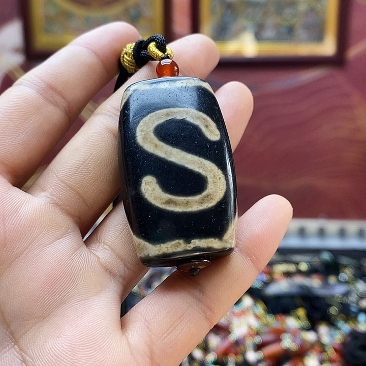 玛瑙/玉髓合金颈饰