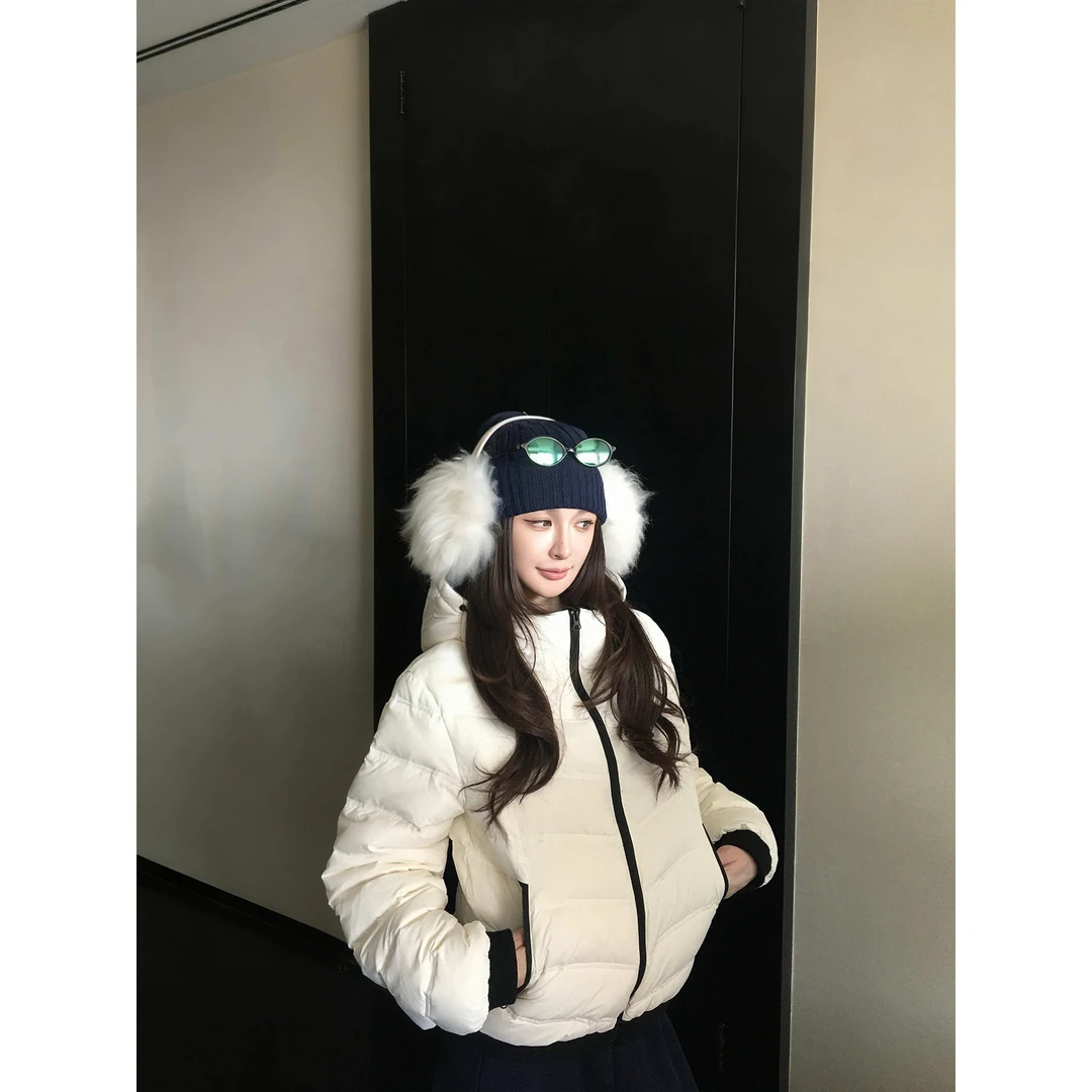 YWBY冬季新款连帽短款保暖棉服外套女时尚气质宽松通勤风上衣服