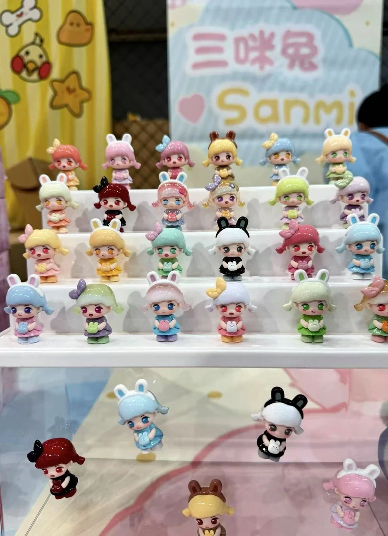 正版三咪兔可爱萌粒小摆件