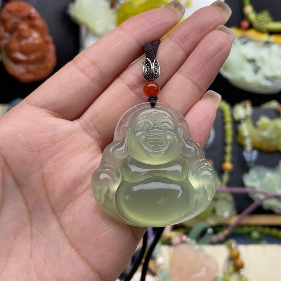 蛇纹石玉未镶嵌颈饰