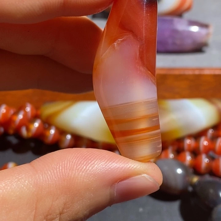 未镶嵌颈饰玛瑙/玉髓