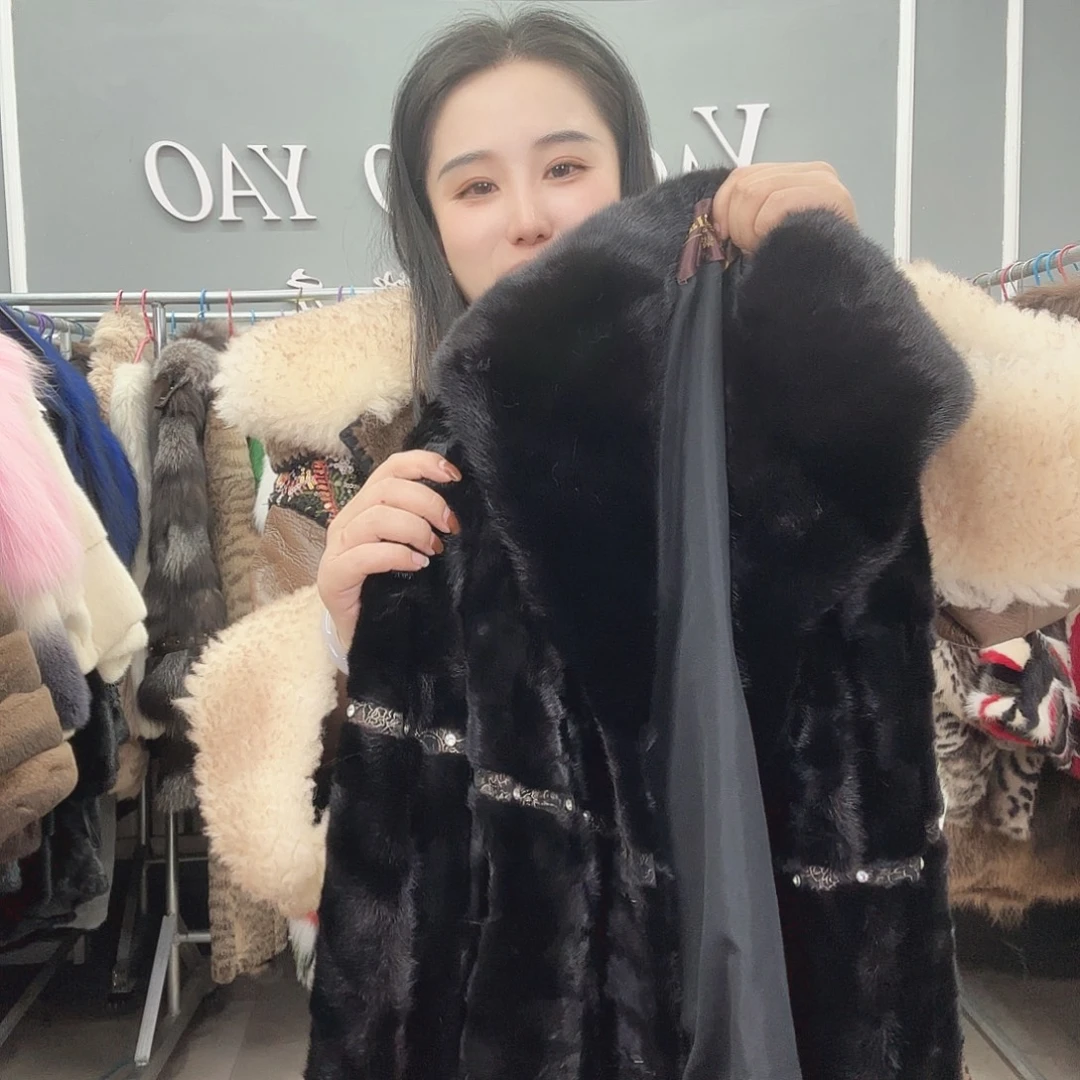 姚小妖家高端皮草