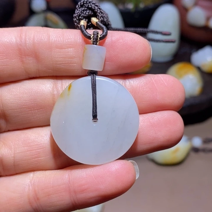 和田玉未镶嵌吊坠(不含链)