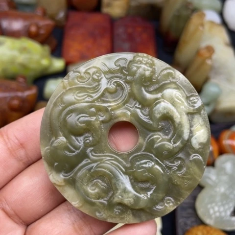 和田玉未镶嵌颈饰87