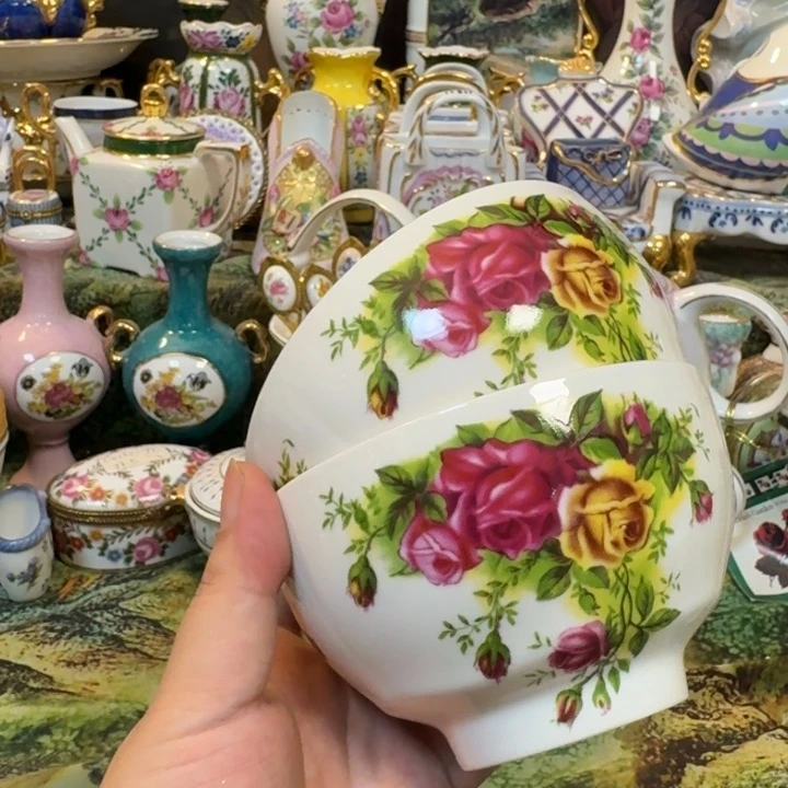 鹿与海陶瓷家居有限公司