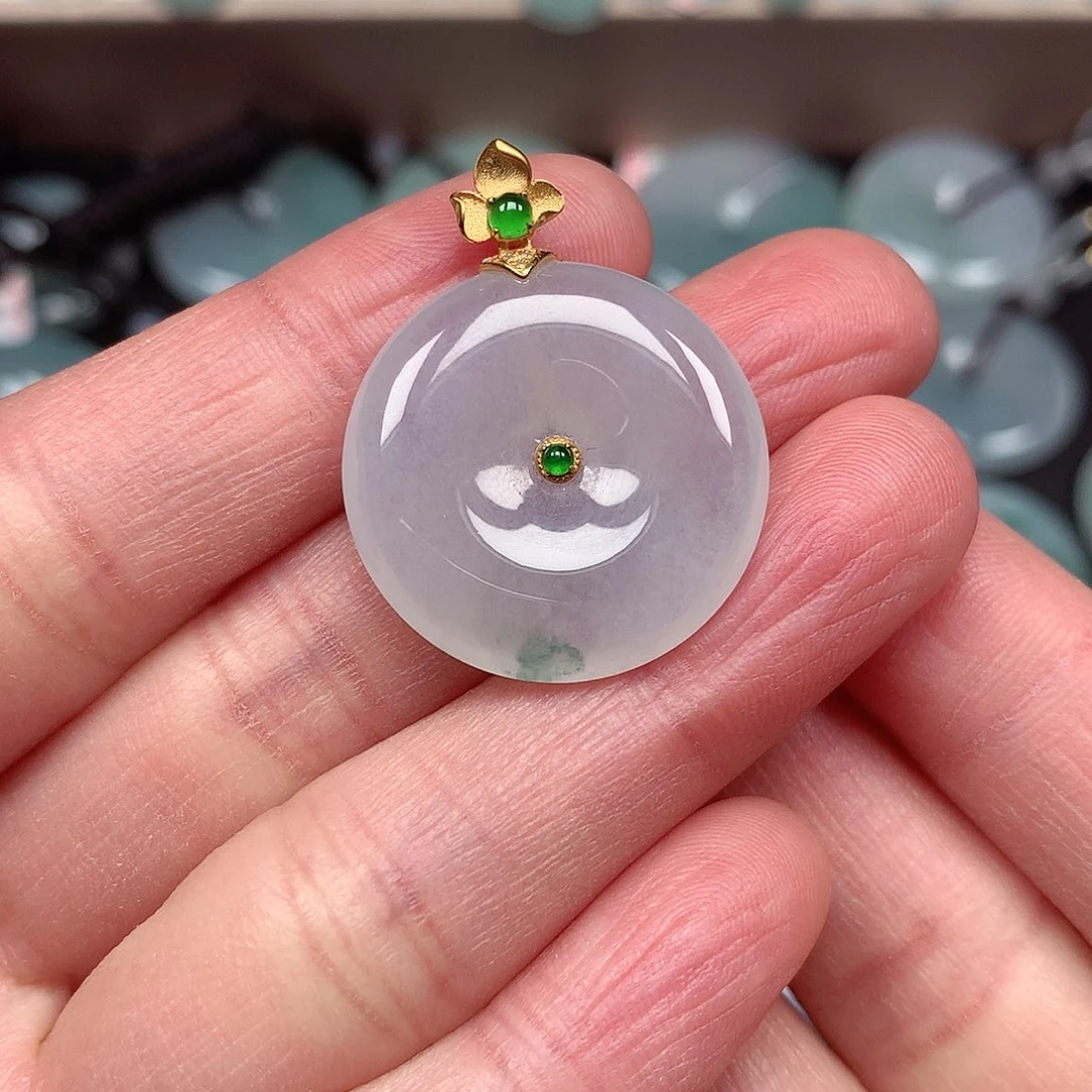 翡翠颈饰未镶嵌平安扣A