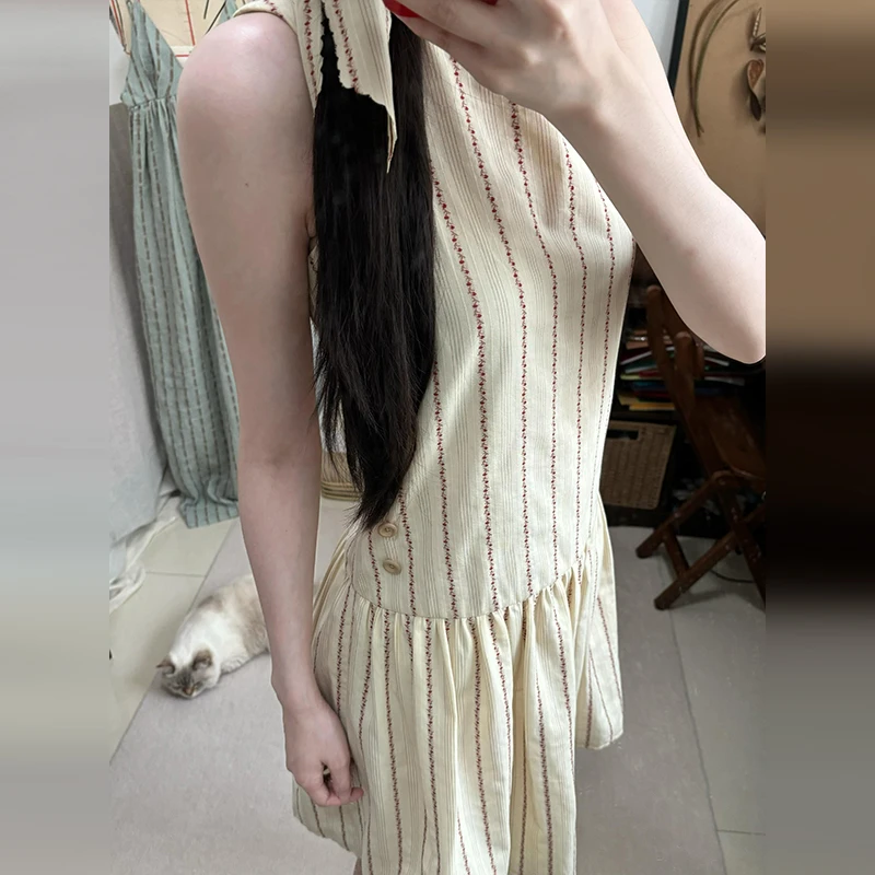 法式气质条纹无袖背心连衣裙子女夏季2025新款高级感收腰短裙3616