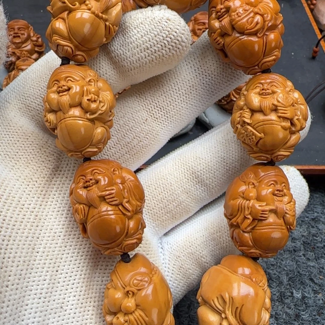 橄榄核吊坠财神呀呀